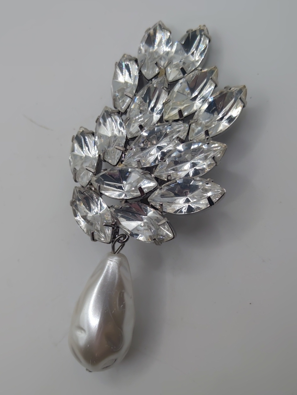 Thelma Deutsch Navette Statement Earrings With A Drop Faux Pearl Clip On Vintage - Picture 7 of 8